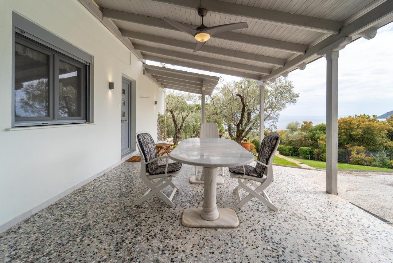 Villa Elia Kavala - Mediterranean Holiday Villa PalaiónTsiflíkion Zewnętrze zdjęcie