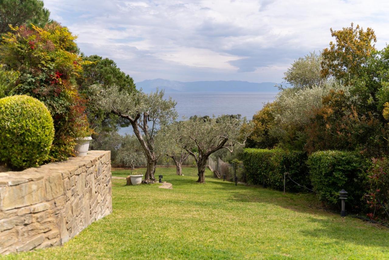 Villa Elia Kavala - Mediterranean Holiday Villa PalaiónTsiflíkion Zewnętrze zdjęcie